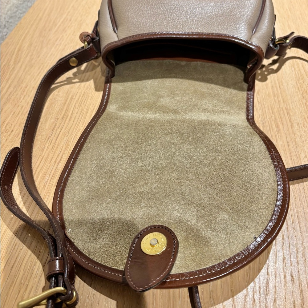 Vintage Dooney and Bourke R750 Saddle - Picture 7 of 8
